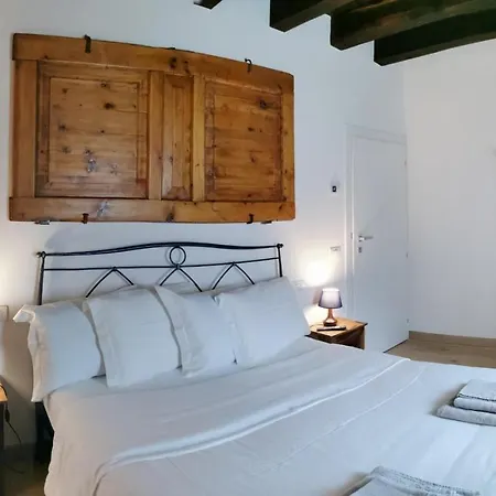 לינה וארוחת בוקר Casa Borriero Charme